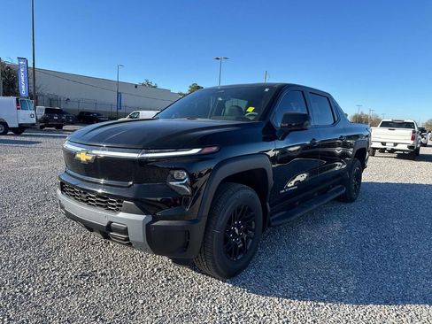 New 2026 Chevrolet Silverado EV LT image 3