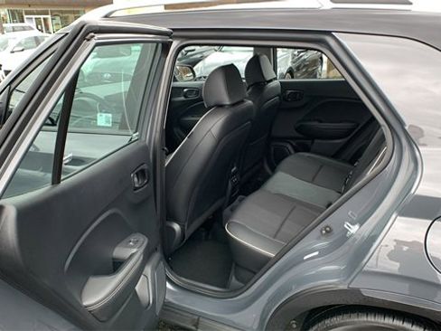 Certified 2025 Hyundai Venue Limited image 19