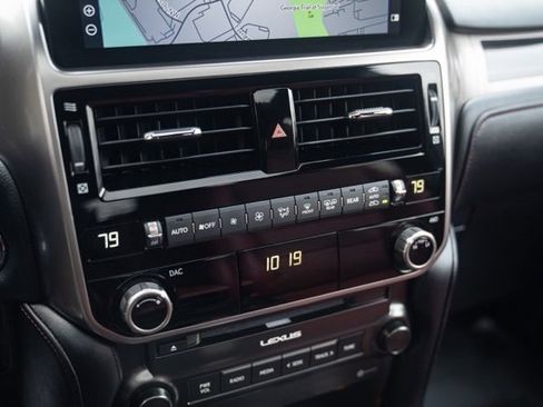 Used 2023 Lexus GX 460 Premium image 35