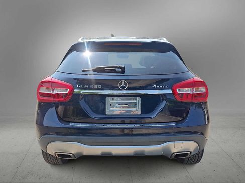 Used 2018 Mercedes-Benz GLA 250 4MATIC image 7