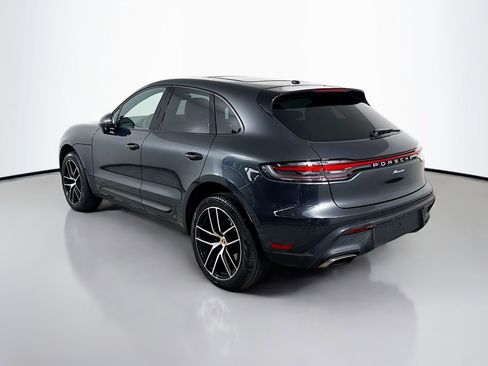 Certified 2024 Porsche Macan AWD/4WD image 3
