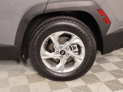Used 2024 Hyundai Tucson SEL FWD image 18
