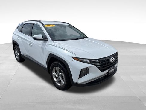 Certified 2023 Hyundai Tucson SEL AWD/4WD image 2
