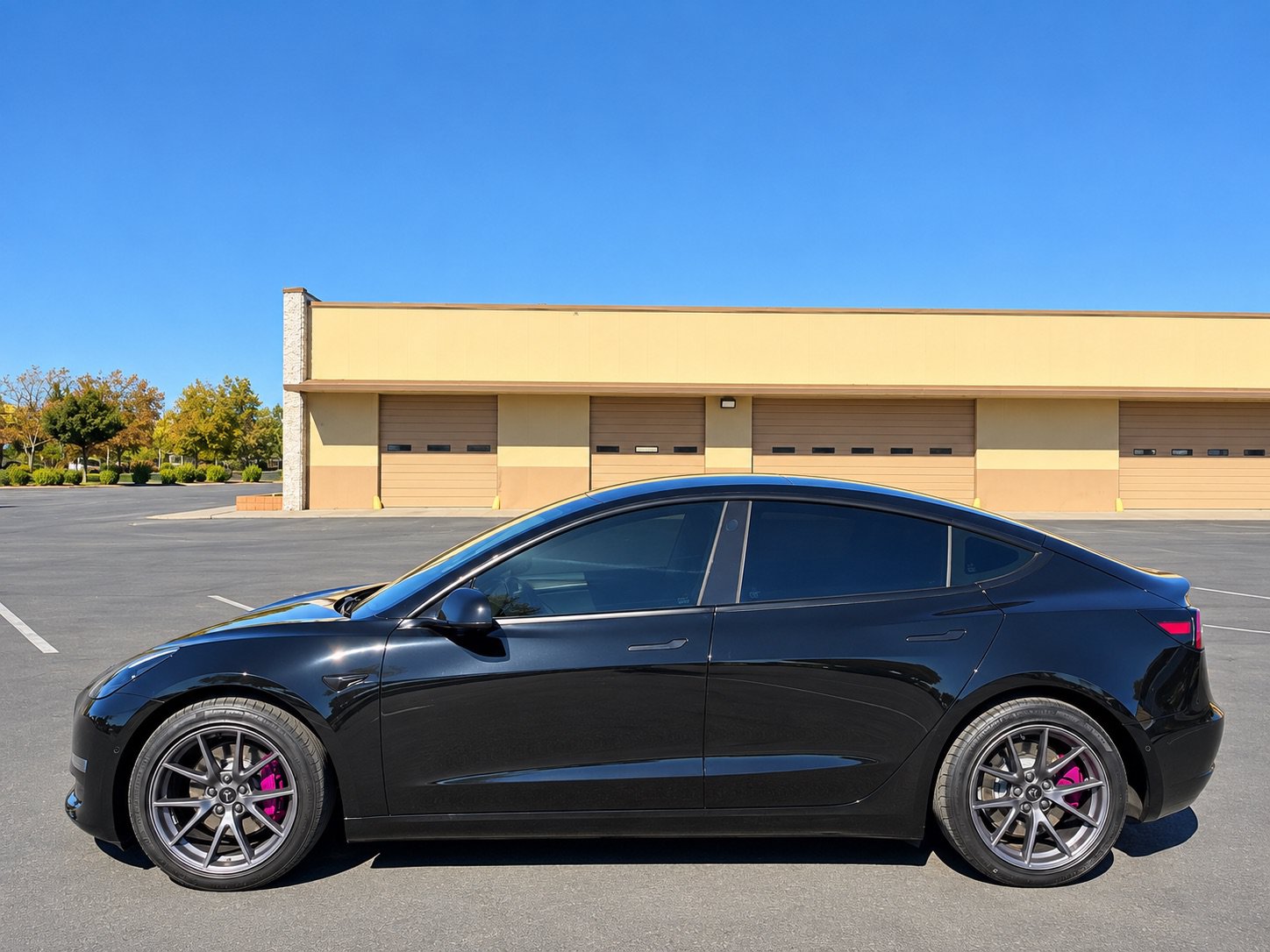 Used 2021 Tesla Model 3 Long Range AWD/4WD image 4