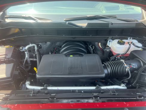 Used 2024 Chevrolet Silverado 1500 LTZ w/ LTZ Premium Package image 3