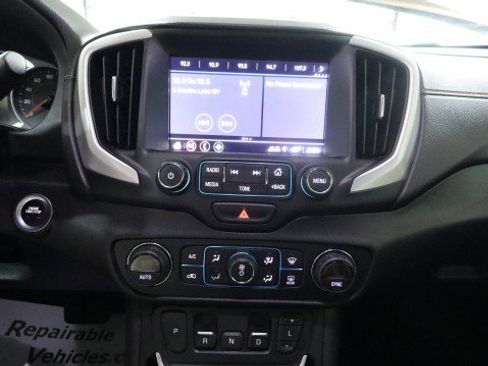Used 2018 GMC Terrain SLT image 12