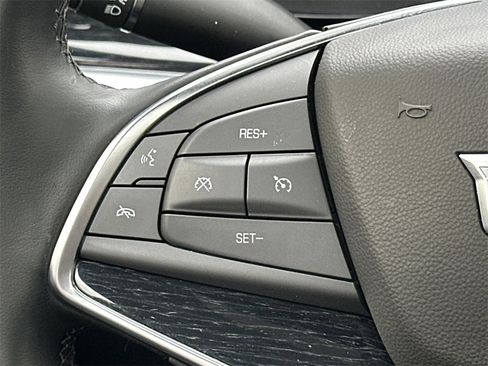 Used 2025 Cadillac XT5 Premium Luxury image 25