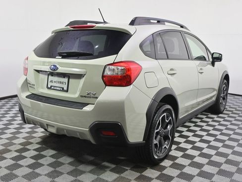 Used 2015 Subaru Crosstrek 2.0i Premium AWD/4WD image 6