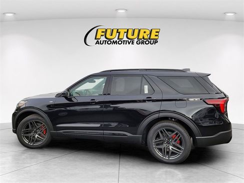 New 2026 Ford Explorer ST-Line w/ ST-Line Street Pack image 7