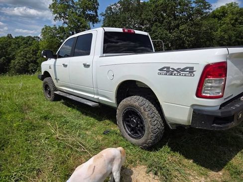 Used 2019 RAM 2500 Big Horn AWD/4WD image 2