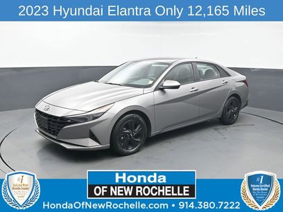 Used 2023 Hyundai Elantra SEL