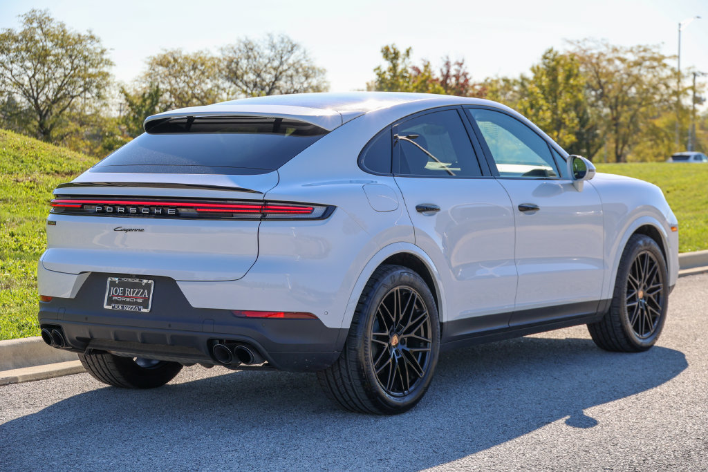 Certified 2026 Porsche Cayenne Coupe AWD/4WD image 30