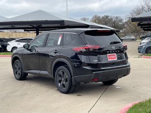 Used 2026 Nissan Rogue SV w/ Cold Weather Package FWD image 3