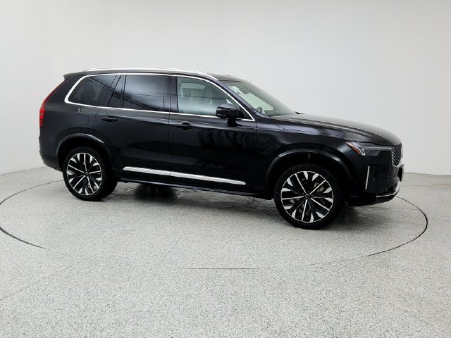 New 2026 Volvo XC90 B6 Plus w/ Protection Package AWD/4WD image 3
