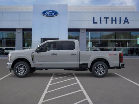 New 2026 Ford F250 Platinum w/ Platinum Plus Package AWD/4WD image 3