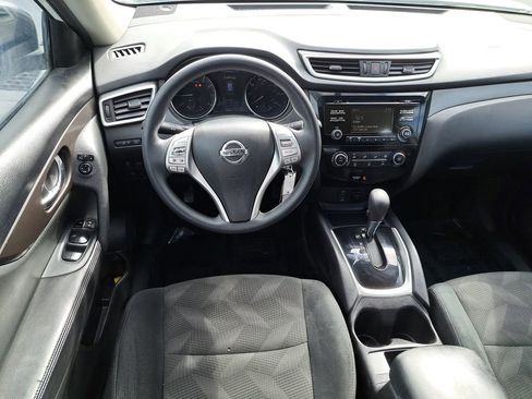 Used 2015 Nissan Rogue S image 10