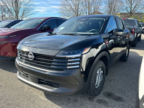 New 2026 Nissan Kicks S image 1