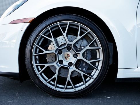 Certified 2025 Porsche 911 Carrera image 14