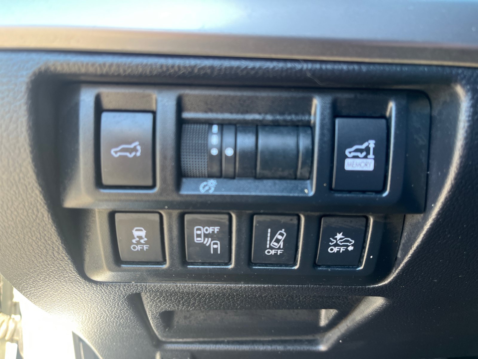 Used 2019 Subaru Outback 2.5i Premium AWD/4WD image 12
