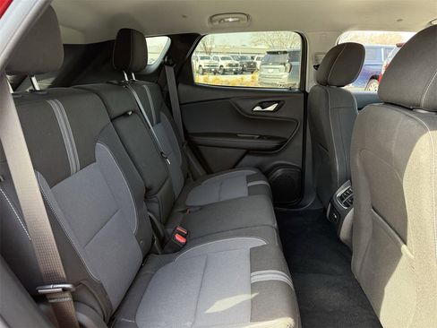 Certified 2024 Chevrolet Blazer LT w/ Convenience Package image 22