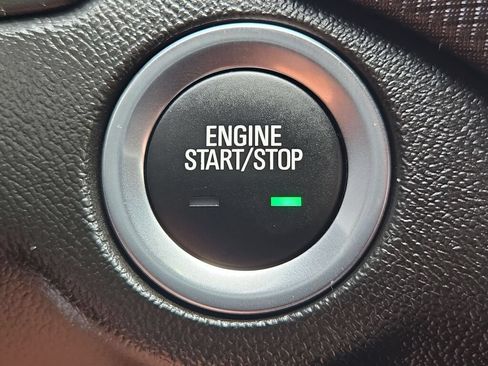 Certified 2024 Chevrolet Equinox RS FWD image 25