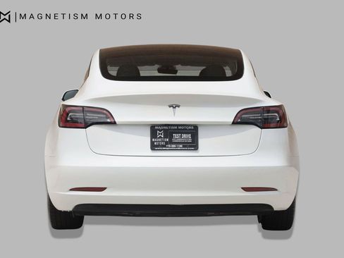 Used 2023 Tesla Model 3 Standard Range RWD image 9
