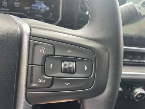 Used 2025 GMC Sierra 1500 SLT image 37