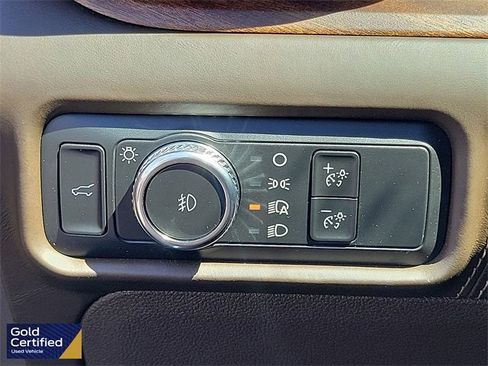 Certified 2021 Ford Explorer King Ranch w/ Premium Technology Package image 16