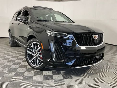 Used 2024 Cadillac XT6 Sport w/ Platinum Package AWD/4WD image 43