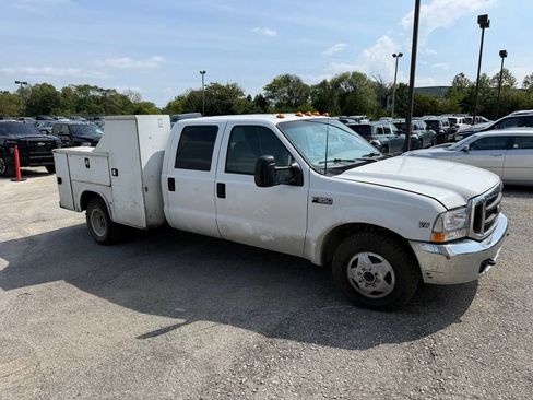 Used 1999 Ford F350 XL RWD image 4