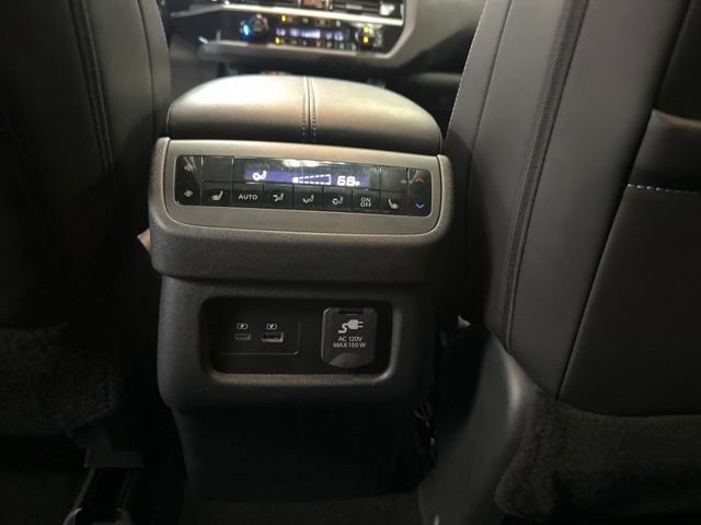 Used 2025 Nissan Pathfinder Platinum w/ Cargo Package FWD image 20