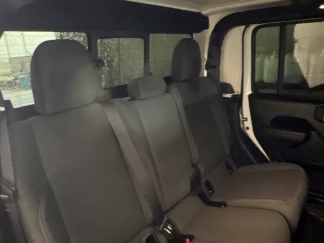 Used 2025 Jeep Gladiator Sport AWD/4WD image 30