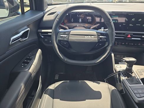 New 2026 Kia Sportage X-Line AWD/4WD image 13