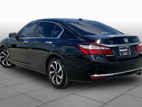 Used 2017 Honda Accord EX-L image 12