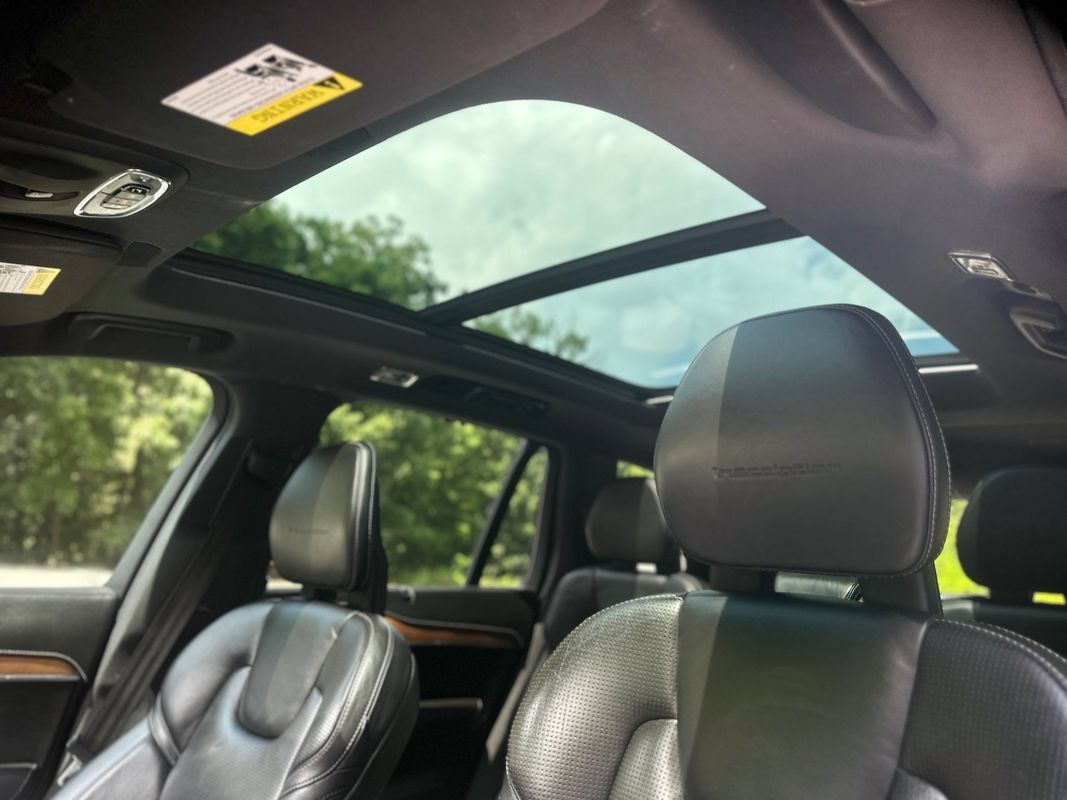 Used 2017 Volvo XC90 T6 Inscription w/ Vision Package AWD/4WD image 13