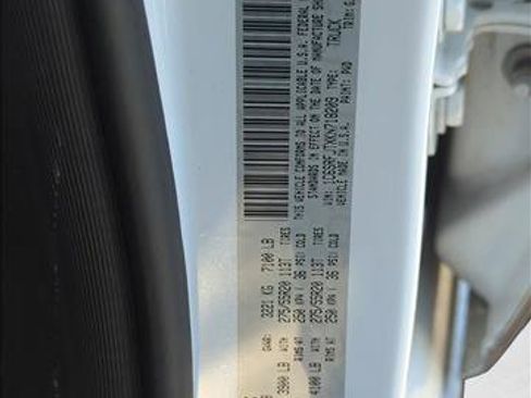 Used 2019 RAM 1500 Laramie image 28