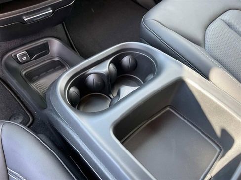 New 2026 Chrysler Pacifica Select image 26