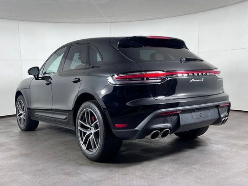 Certified 2024 Porsche Macan S AWD/4WD image 3