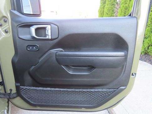 Used 2026 Jeep Wrangler Unlimited Sport AWD/4WD image 30