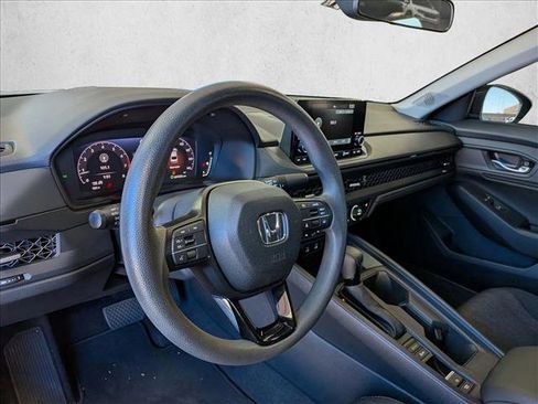 Used 2023 Honda Accord EX image 9