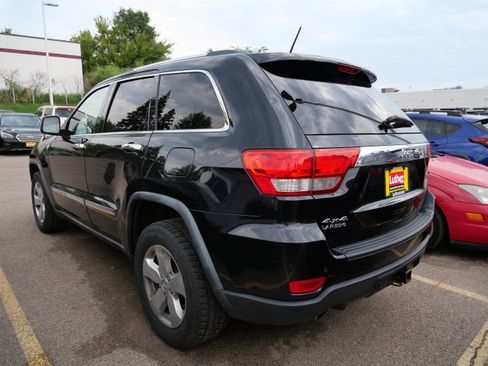 Used 2011 Jeep Grand Cherokee Laredo AWD/4WD image 6