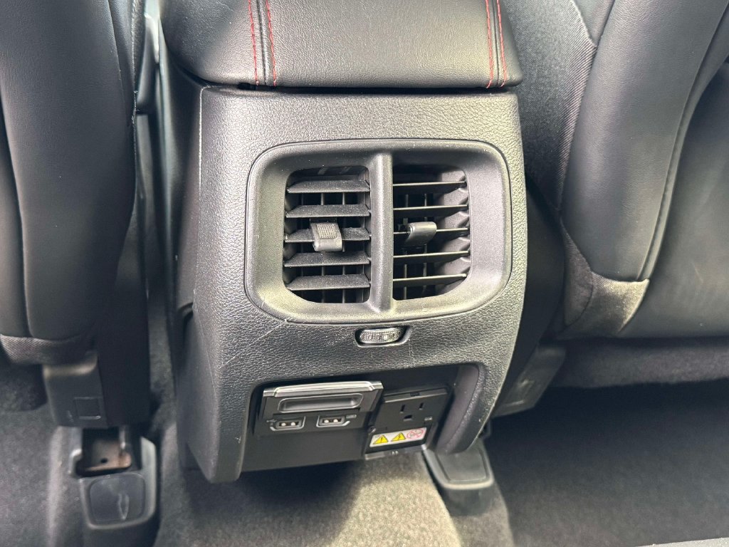 Used 2020 Jeep Cherokee Trailhawk AWD/4WD image 13