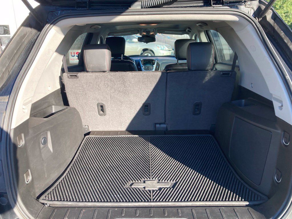 Used 2017 Chevrolet Equinox LT AWD/4WD image 14