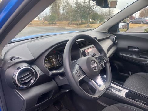 Used 2024 Nissan Kicks SV w/ Interior Electronics Package image 14