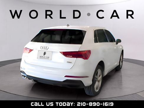 Used 2020 Audi Q3 2.0T Premium w/ Convenience Package AWD/4WD image 7