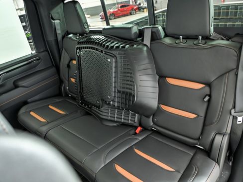 New 2026 GMC Sierra 2500 AT4 w/ AT4 Premium Plus Package AWD/4WD image 13