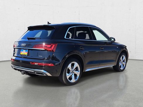 Used 2022 Audi Q5 2.0T Prestige w/ Prestige Package image 5