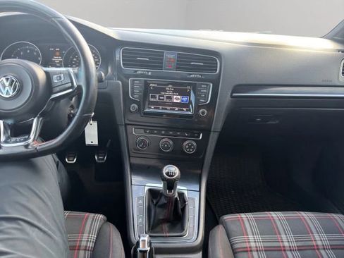 Used 2015 Volkswagen GTI S image 10