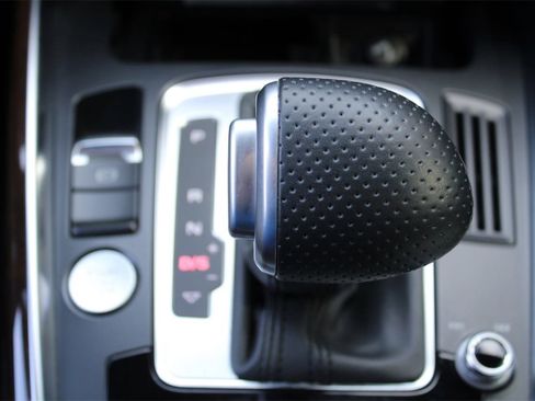 Used 2016 Audi Q5 3.0T Premium Plus image 21