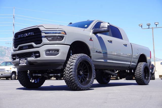 Used 2026 RAM 3500 Laramie AWD/4WD image 8